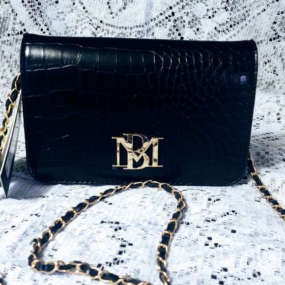 NWT BADGLEY MISCHKA BLACK VEGAN LEATHER CROC EMBOSSED CROSSBODY W/LOGO PLATE $99 - Picture 2 of 11